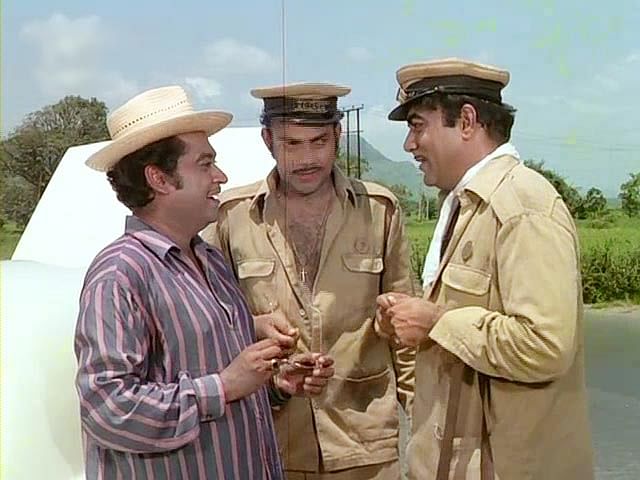 5 greatest roles of Mehmood, the inimitable king of comedy.