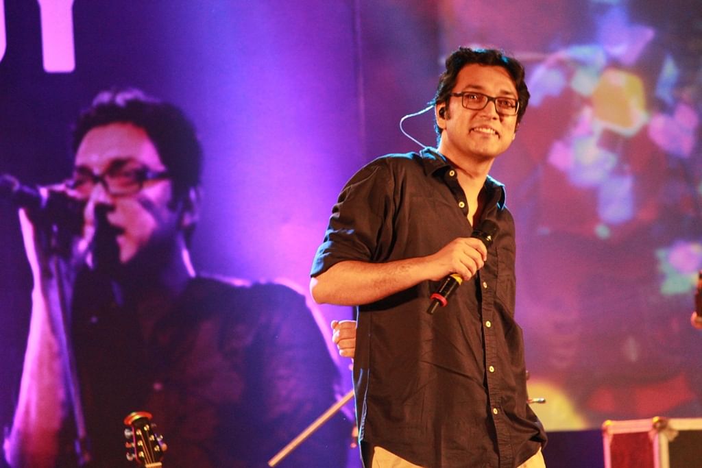 Exclusive selfie interview with the man behind Piku’s music – Anupam Roy. Roy win his first Filmfare Award on Friday.