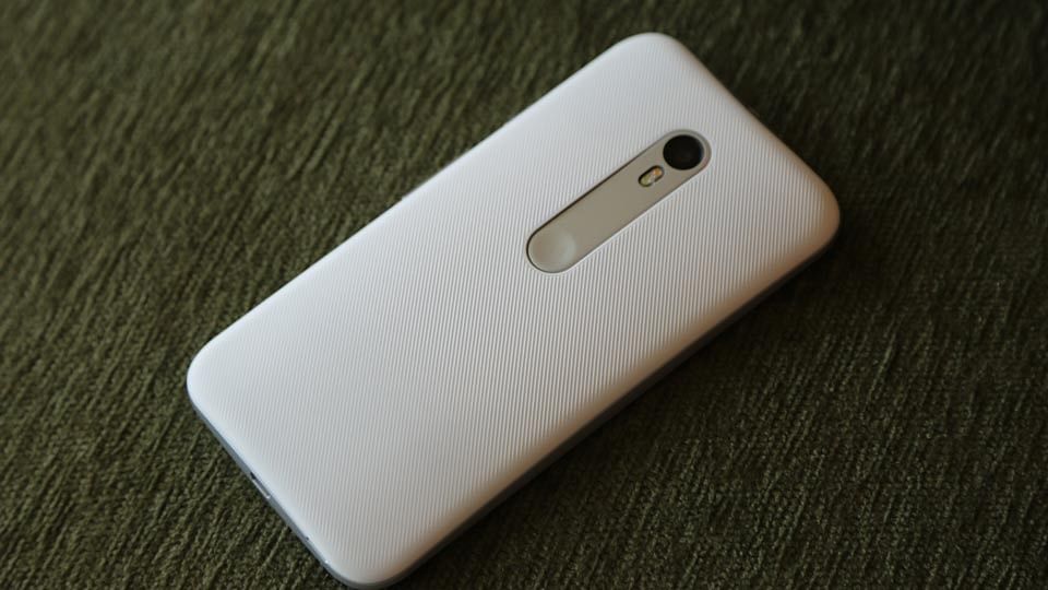Motorola Moto G 3rd Gen Reviewed: Check out whether it’s worth your money or not.