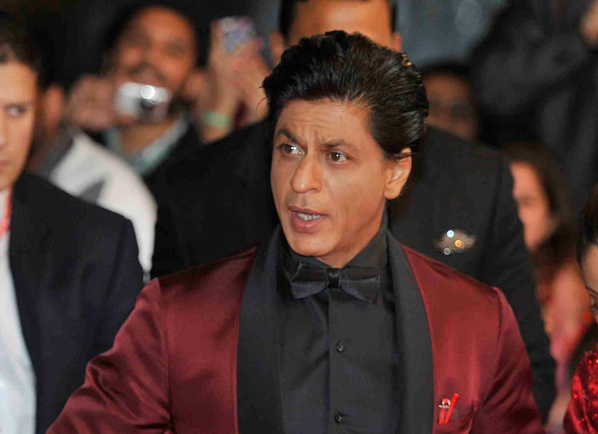 Shah Rukh Khan at an awards show (Photo: Reuters)