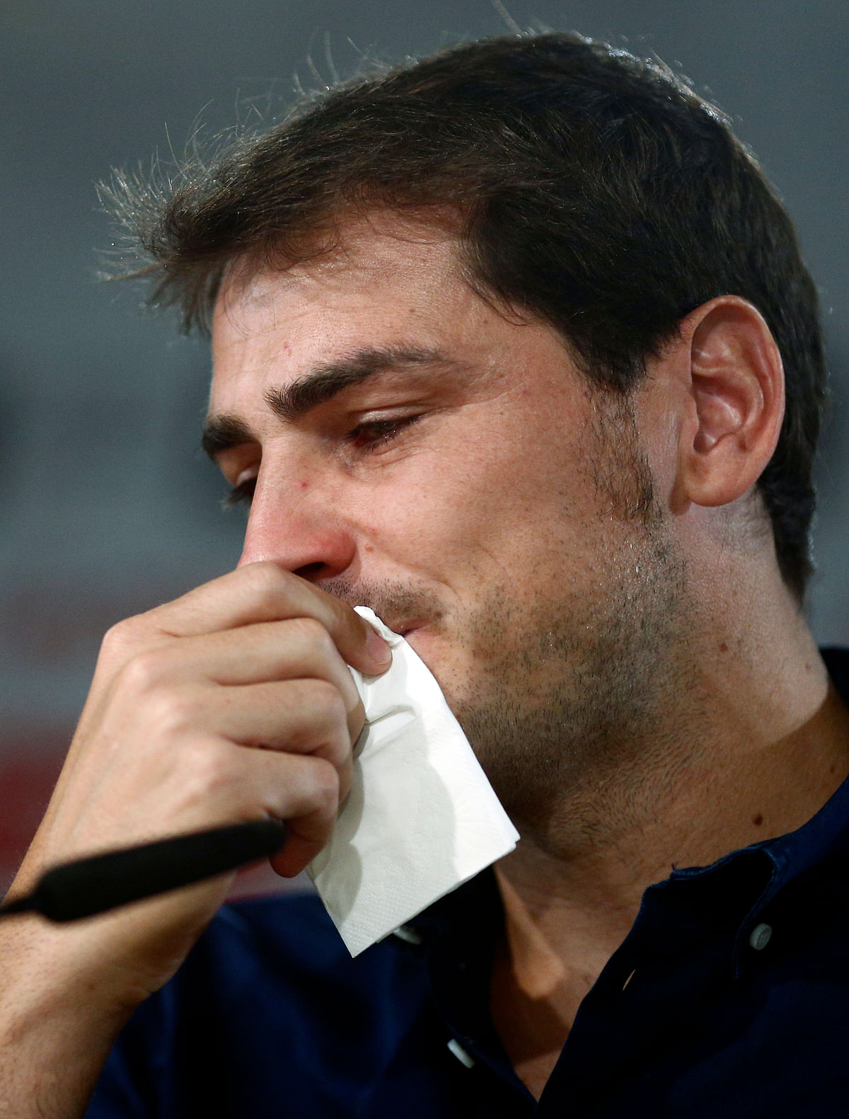 A very emotional and teary Iker Casillas struggles to speak while formally announcing his departure from Real Madrid.