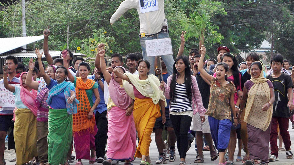 The tussle between the <i>mayangs</i> (outsiders) and native residents has&nbsp;taken an ugly turn in Manipur. (Photo: PTI)