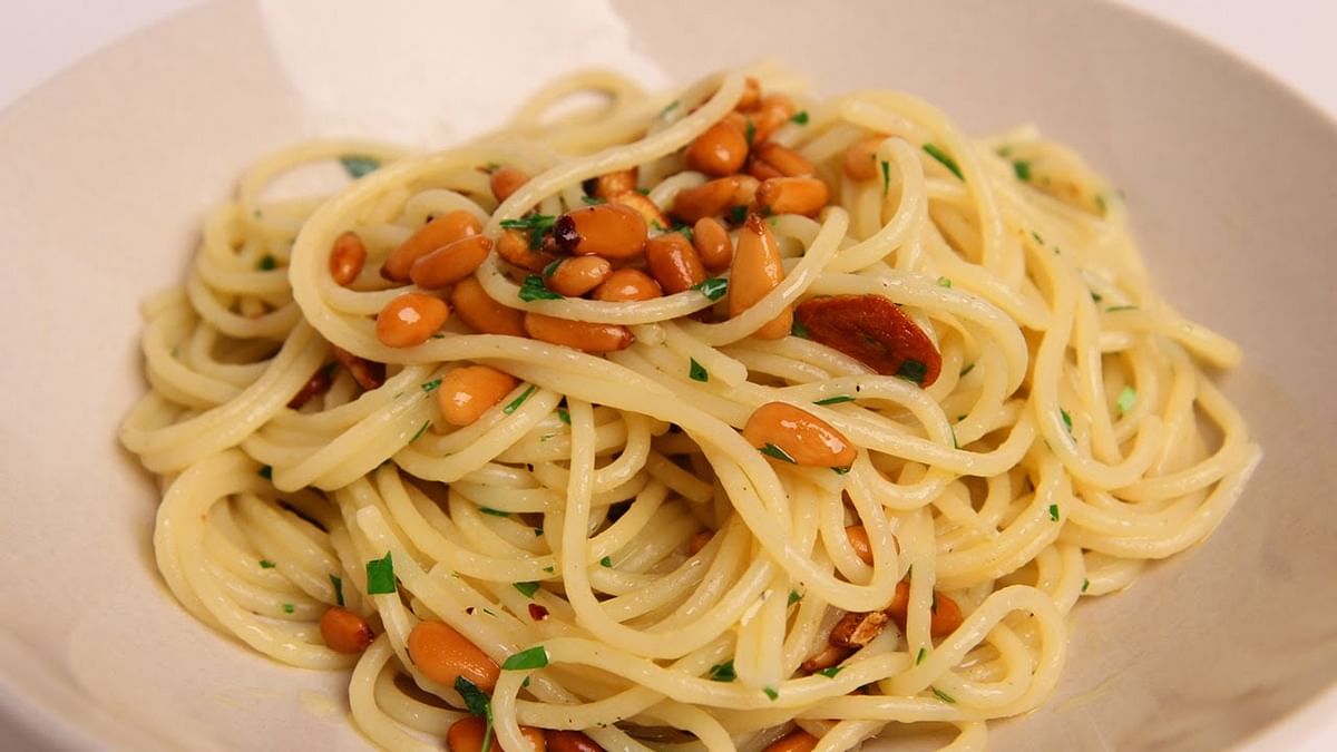Pasta and the perfect sauce that complements it is a match made in heaven.