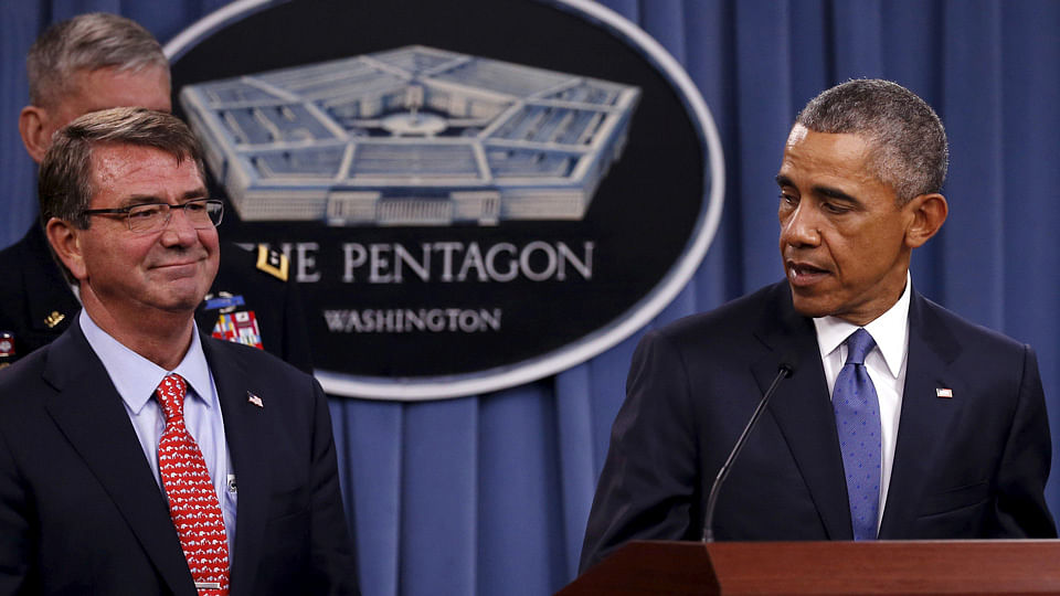 US President Barack Obama (R) with Defense Secretary Ash Carter (L) at the Pentagon in Arlington, Virginia. (Photo: Reuters)