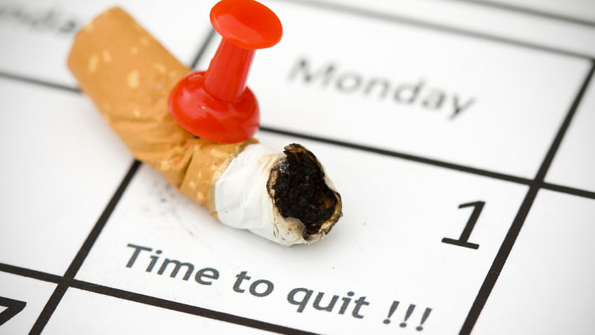 Diet Tips to Quit Smoking: Picking up the right foods might help you quit smoking faster.