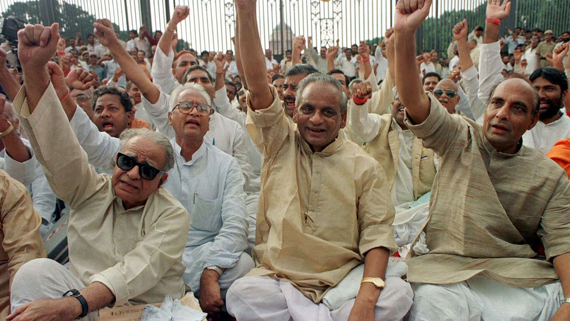 A file picture of Kalyan Singh  and  Rajnath Singh during a sit-in protest at Rashtrapati Bhavan, New Delhi.  (Photo: Reuters)