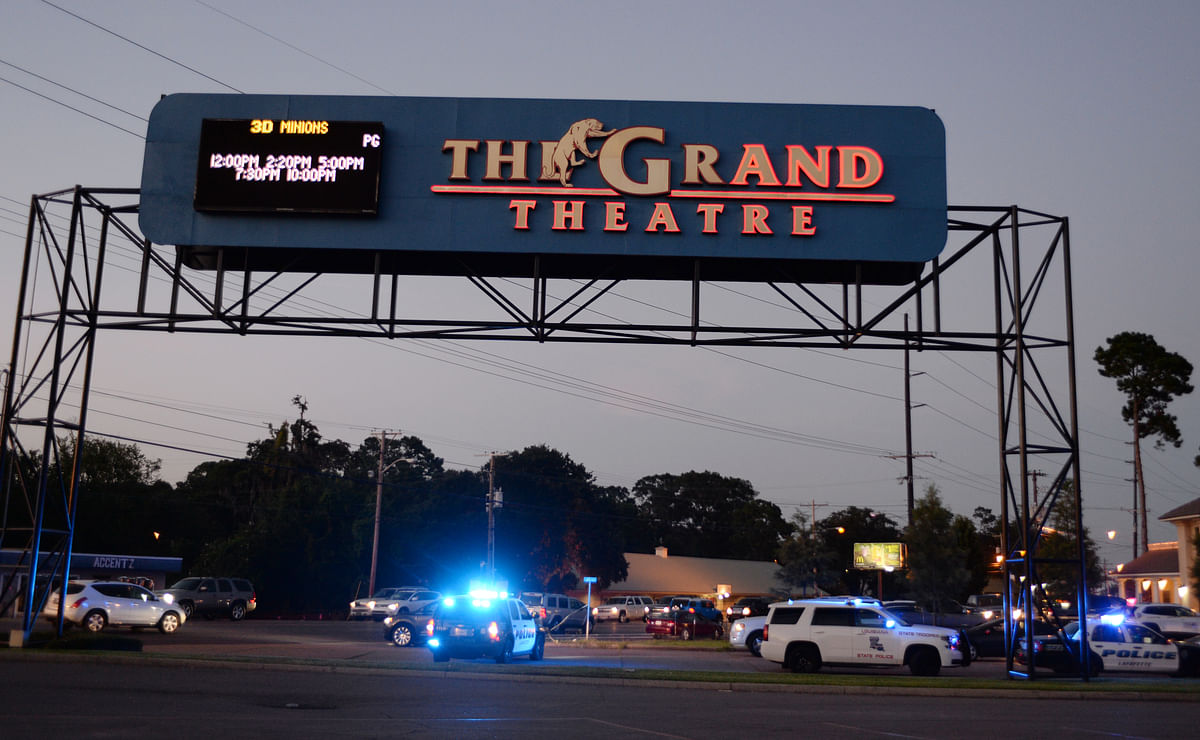 The shooting took place at the Grand Theatre in the city of Lafayette in Louisiana, the gunmen was killed as well. 