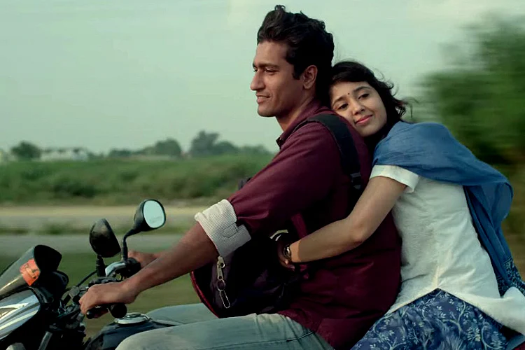 Vicky Kaushal and Shweta Tripathi in a scene from <i>Masaan</i>