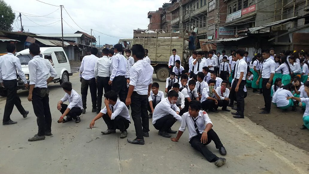 Student protesters in Imphal, some of them visibly bloodied after a clash with the Manipur Police.(Photo: Sunzu Bachaspatimayum)