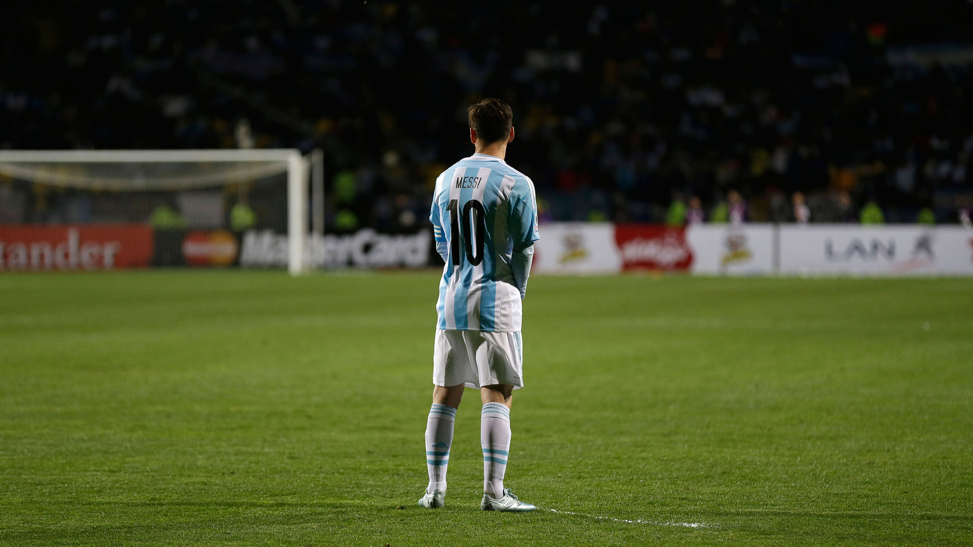 Lionel Messi will lead Argentina against Chile as the team look to end a 22-year long title draught. (Photo: AP)