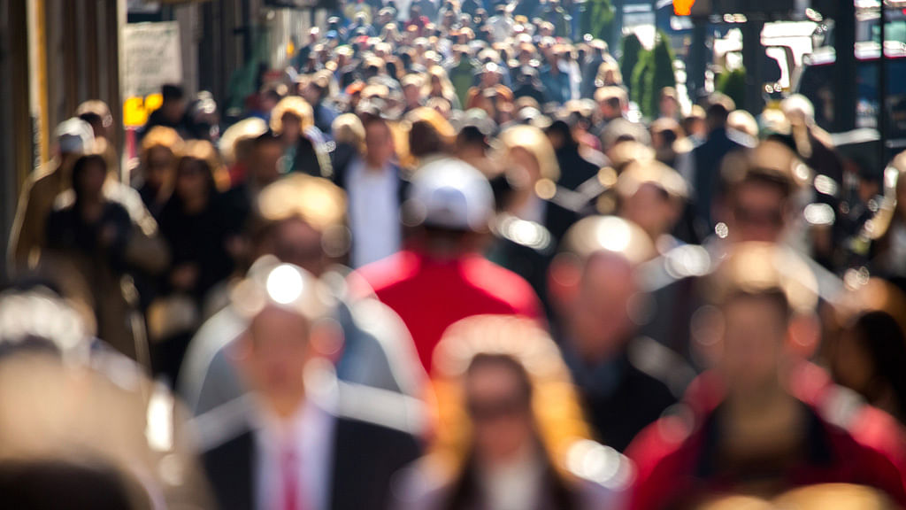 Representational image of daily working crowd. (Photo: iStock)