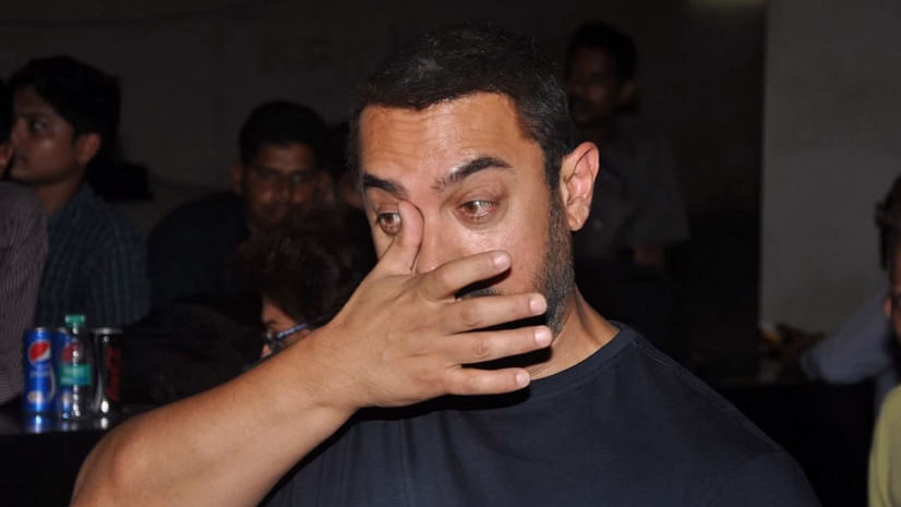 Bollywood star Aamir Khan walked out of the theatre teary-eyed after watching Salman Khan’s latest film, Bajrangi Bhaijaan. (Photo Courtesy: <a href="https://www.youtube.com/watch?v=BiKqt7XEMYE">YouTube Screengrab</a>)