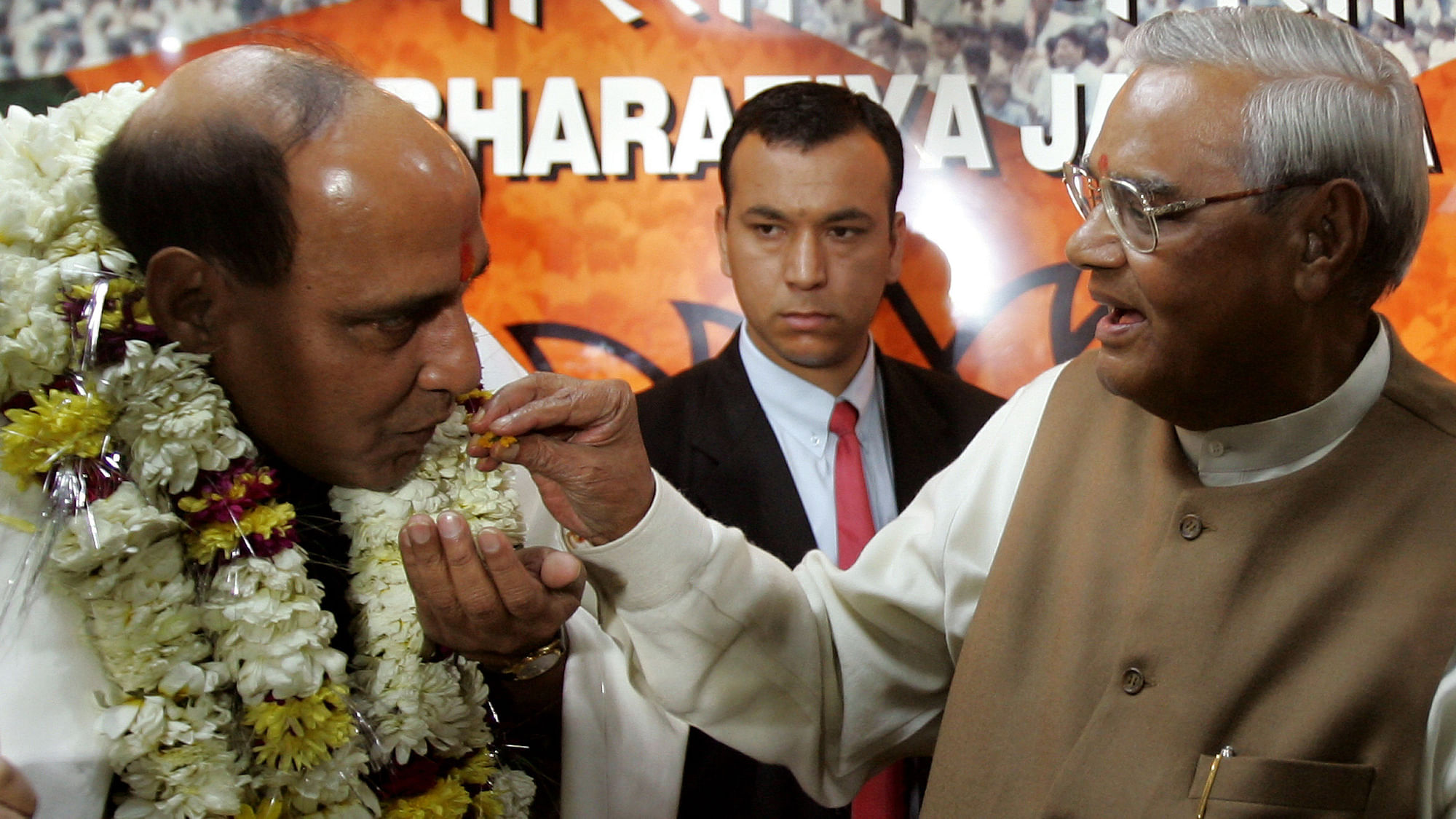 Former Indian PM Atal Behari Vajpayee with&nbsp;Rajnath Singh, New&nbsp;Delhi January 2, 2006. (Photo: Reuters)