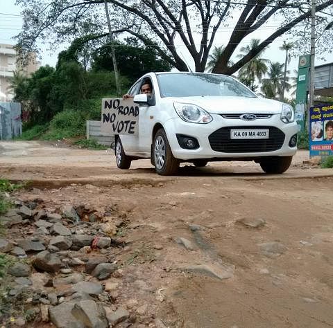 Will ‘No Road, No Vote’ campaign awaken the snoozing politicians of Bengaluru ahead of the upcoming BBMP polls? 