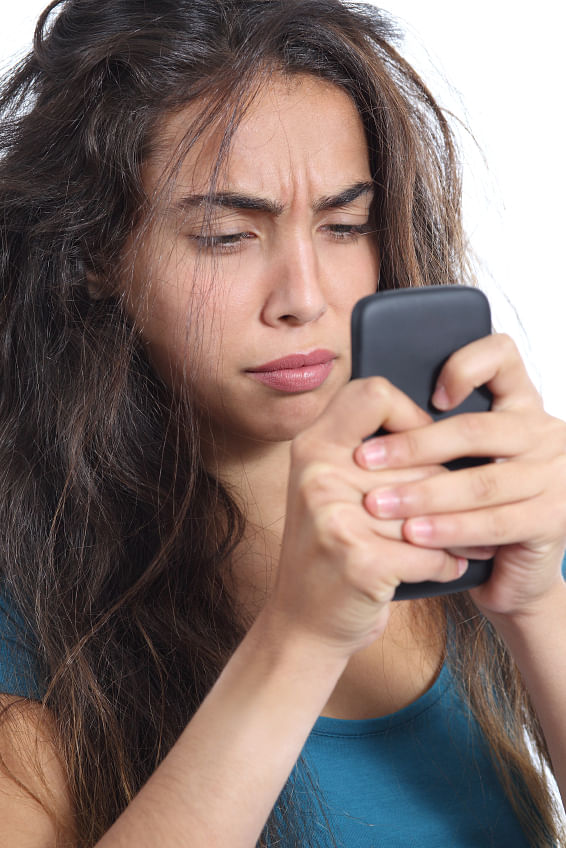 Whether you’re newly hooked up or in an existing relationship, there are some texting mistakes you should avoid!