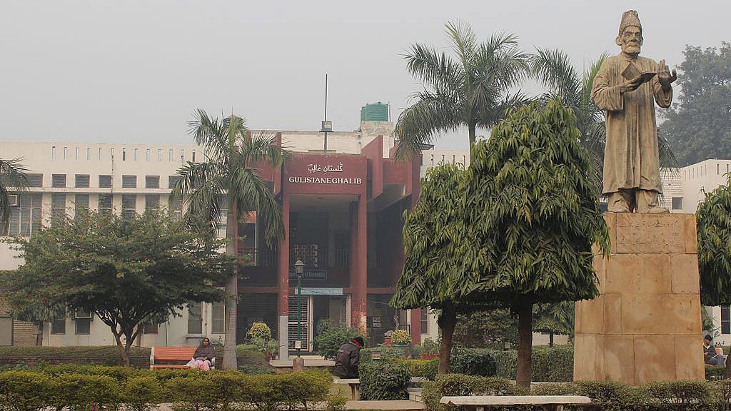 <div class="paragraphs"><p>Students associated with the Faiz Ahmed Faiz Study Circle of Jamia Milia Islamia University, Delhi, have alleged that they were denied  permission for a university venue to organise a performance of Jana Natya Manch (JANAM), a street theatre group based in Delhi.</p></div>
