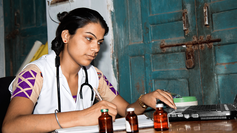 The government issued disapproval letters to 46 medical colleges, including 41 private institutions, having 3,685 MBBS seats and five government medical colleges with 235 seats for 2014-2015. (Photo: iStockPhotos)