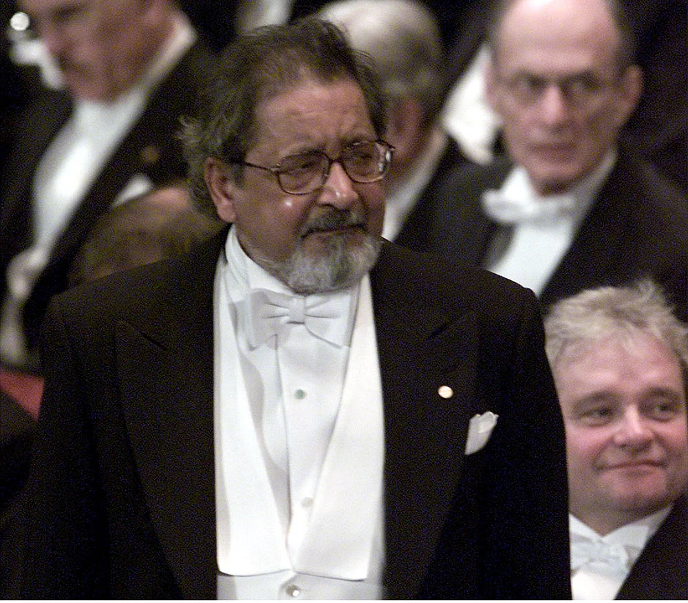 A visibly emotional VS Naipaul waits to receive his Nobel prize for literature at Stockholm’s Konserthuset from Sweden’s King Carl Gustaf on 10 December, 2001.