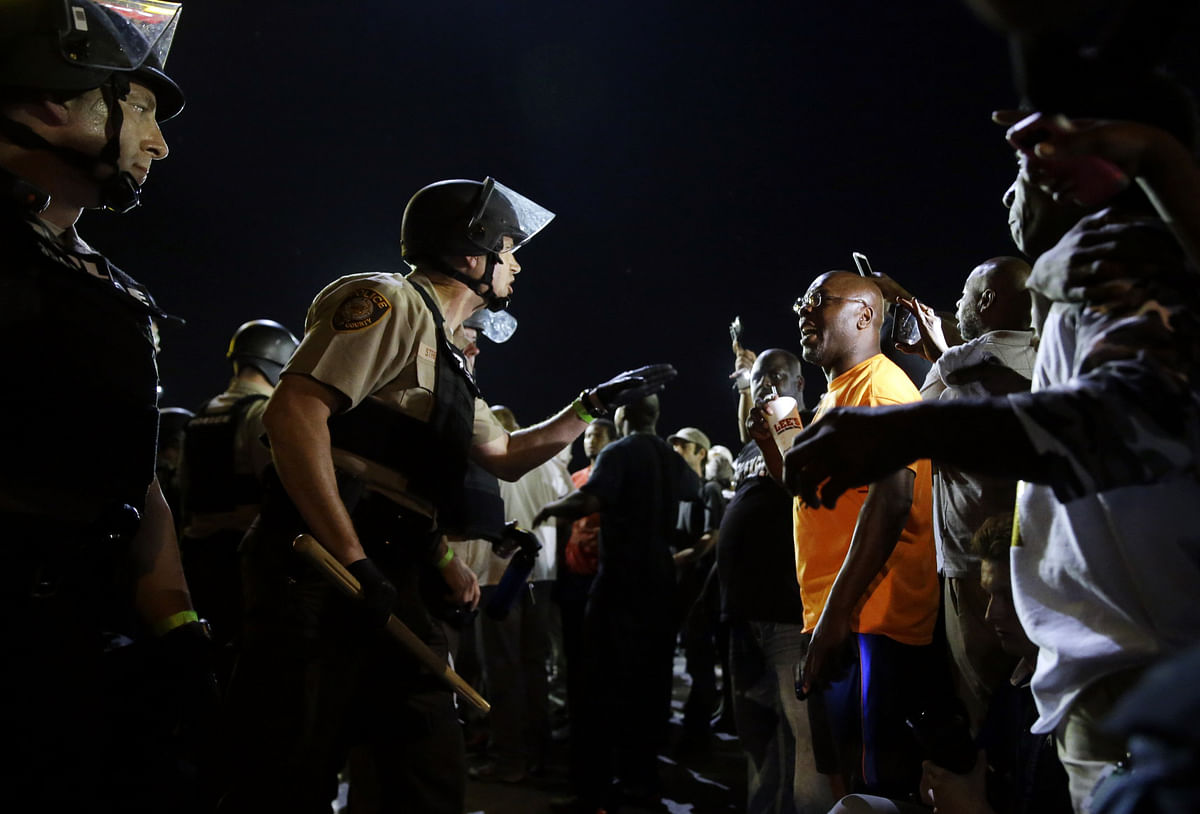 Heavily armed civilians  known as the ‘Oath Keepers’ arrived in Ferguson, raised the local police’s concern.