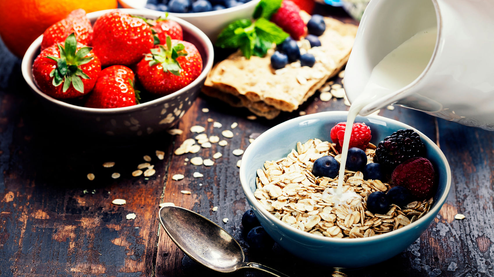 A healthy breakfast is the best way to start your day. (Photo: iStock)