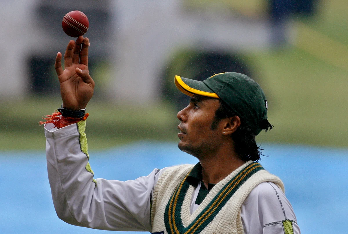 Pakistan’s Danish Kaneria spins a ball during a cricket training session in Bangalore, India. (Photo: Reuters)