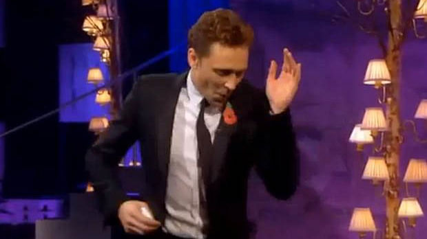 Tom Hiddleston breaks into dance any moment that you blink! (Photo Courtesy: YouTube <a href="https://www.youtube.com/watch?v=p8SMlFEbn-w">screengrab</a>)