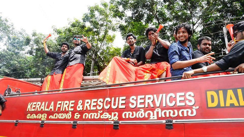 A section of students of the Adoor IHRD engineering college took out a rally on  a road connecting Adoor to Kollam.&nbsp;(Photo courtesy: <i>The News Minute</i>)