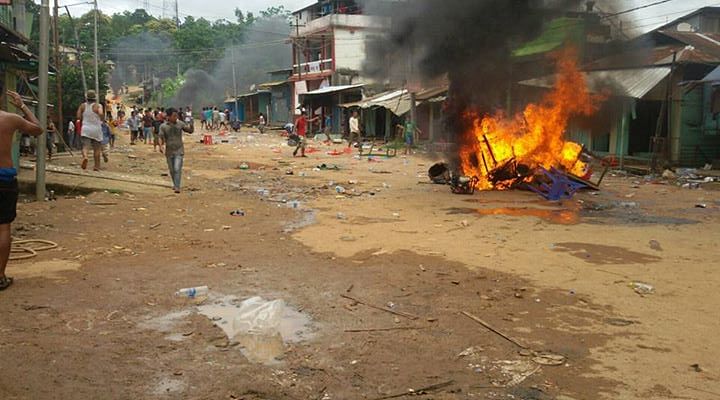 Ground report from Moreh, a Manipur town on the India-Myanmar border where two communities clashed over ILP issue.