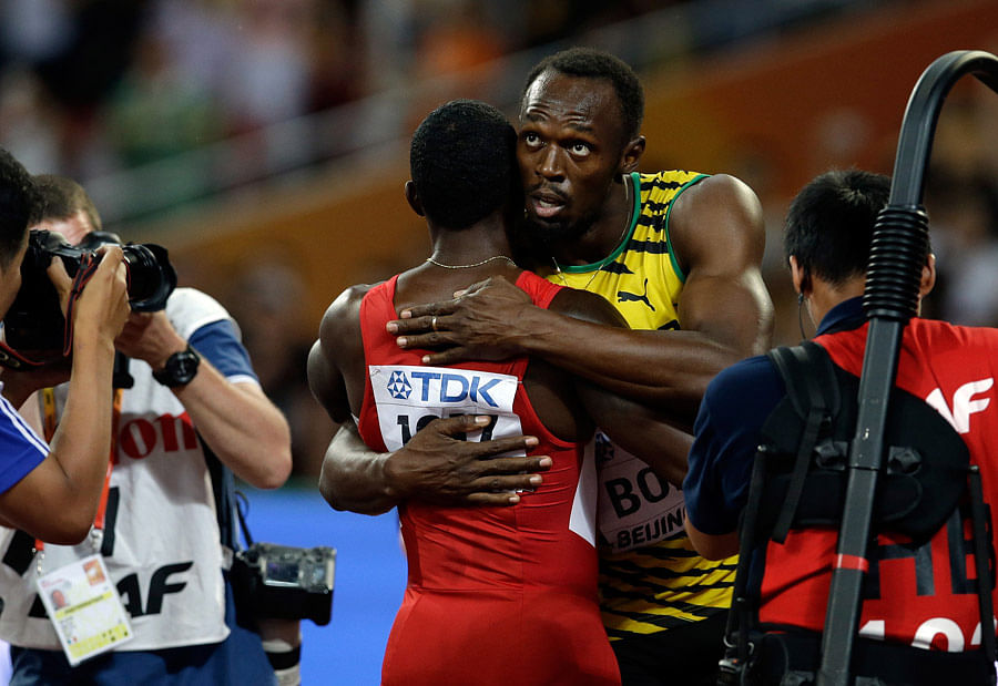 Usain St. Leo Bolt has won gold in the 100 m sprint at the World Championship. Take a bow!