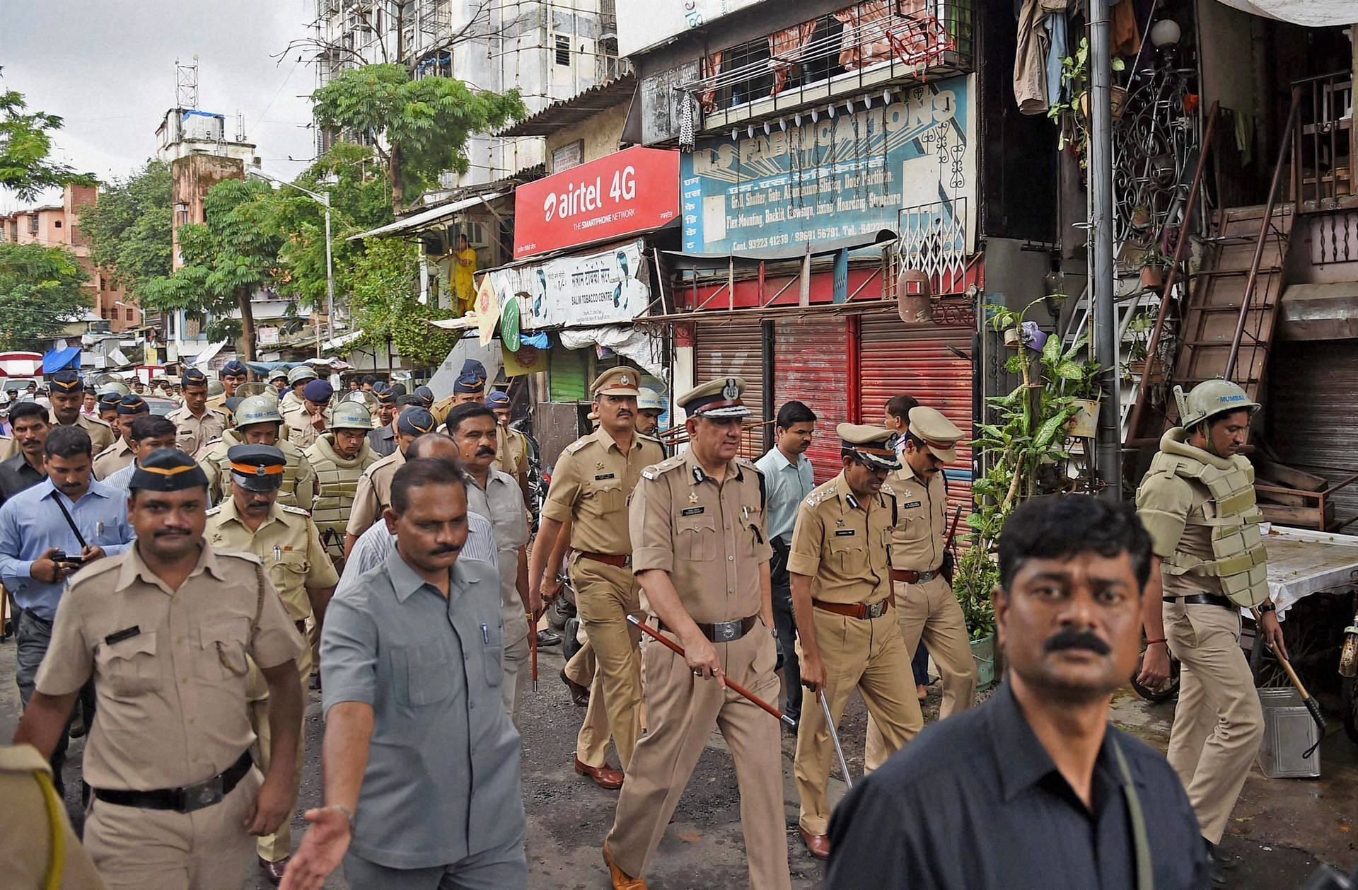 There has been no word from Mumbai Police Commissioner Rakesh Maria’s (Centre) office on the moral policing that has caused considerable outrage in Mumbai.&nbsp;(Photo: PTI)