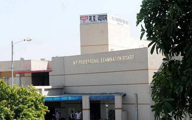  MP Professional Examination Board will also be searched by CBI. (Photo:<a href="https://twitter.com/IndiaToday/status/646978758130270208"> Twitter</a>)