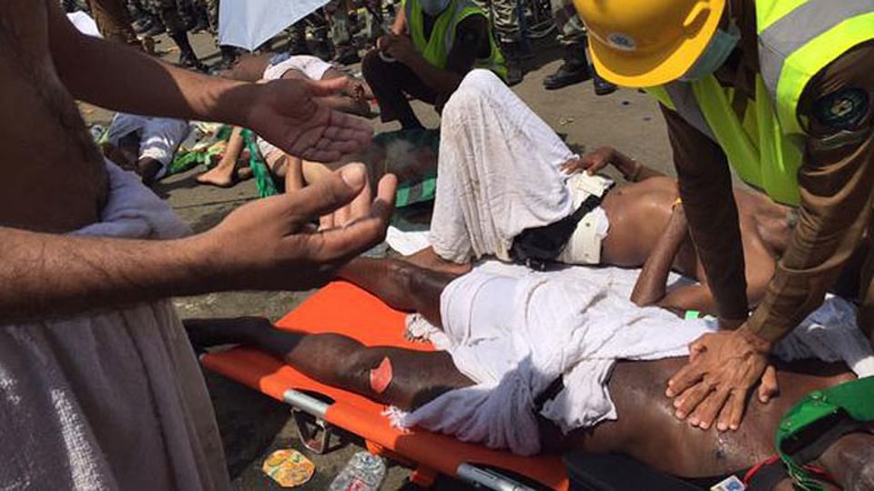 BMC conducted a special disaster training programme for those visiting Mecca to prepare them for disasters like last year’s stampede. (Photo: <a href="https://twitter.com/KSA_998/status/646875501085224960">Twitter.com/@ksa_998</a>)