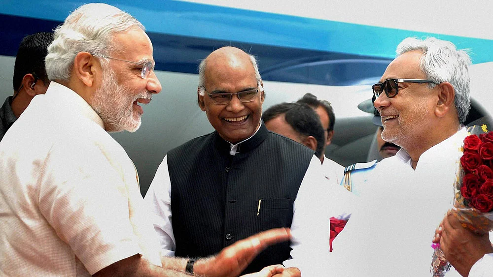 File photo of PM Modi with Bihar CM Nitish Kumar. (Photo: PTI)
