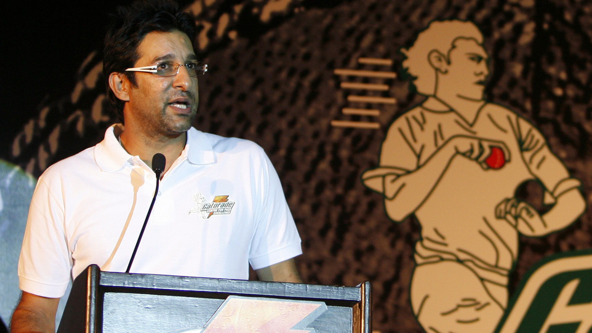 Wasim Akram has said foreign players tell him that the standard of bowling in the Pakistan Super League (PSL) is much better in comparison to that of the Indian Premier League (IPL).