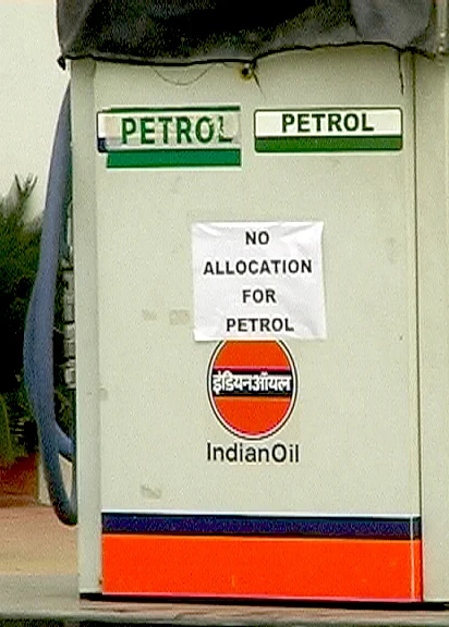 Petrol pump notice. (Photo: Sunzu Bachaspatimayum)