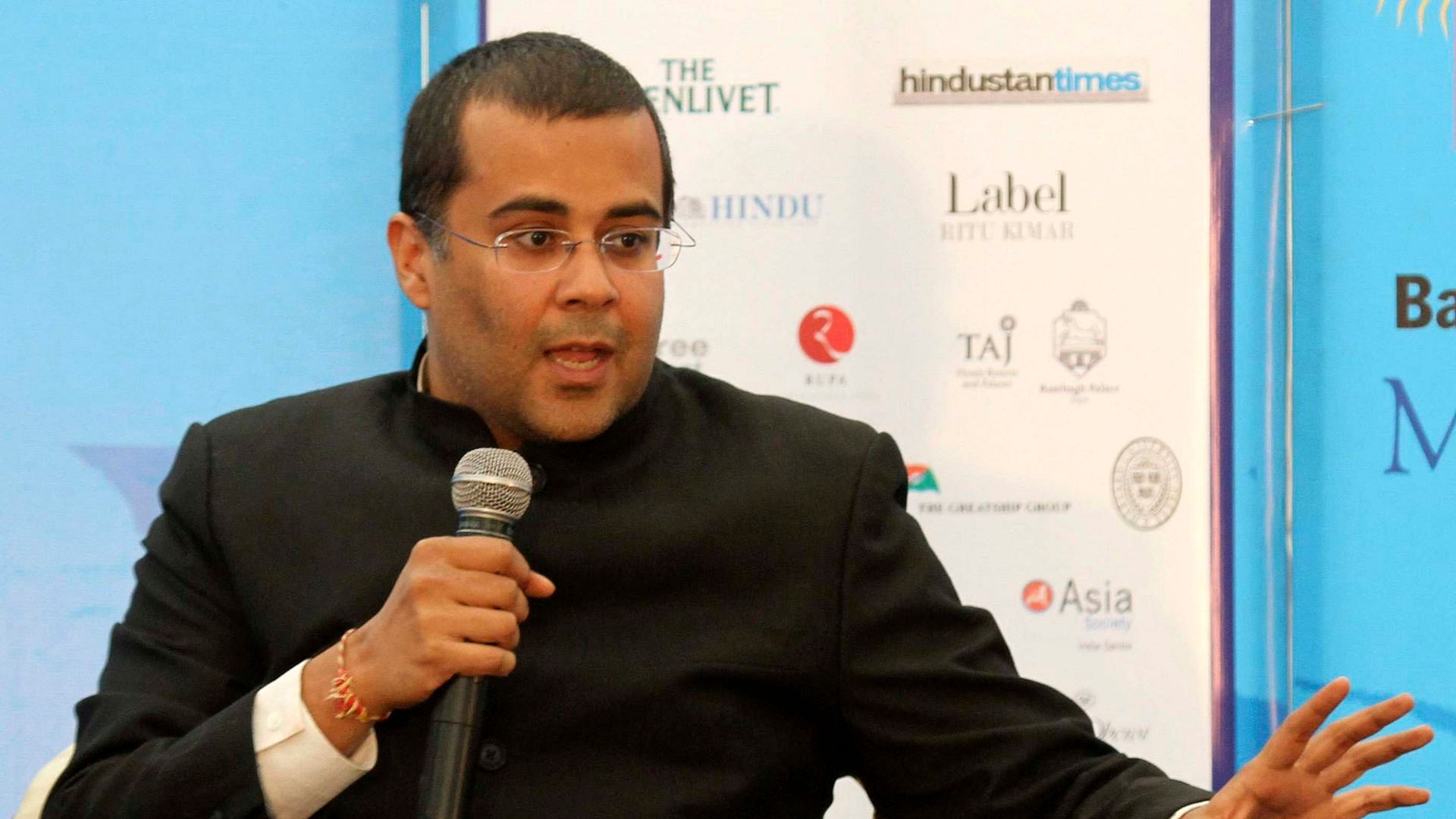 Chetan Bhagat’s online Twitter poll shows the blind support Modi enjoys among the masses. (Photo: Reuters)
