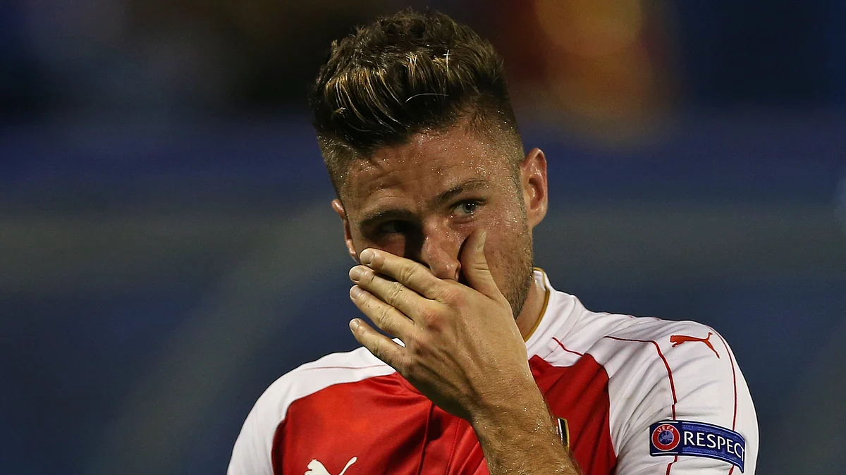 Arsenal’s Olivier Giroud is dejected after being sent off during the Champions League group stage match against Dinamo Zagreb on Wednesday. (Photo: Reuters)