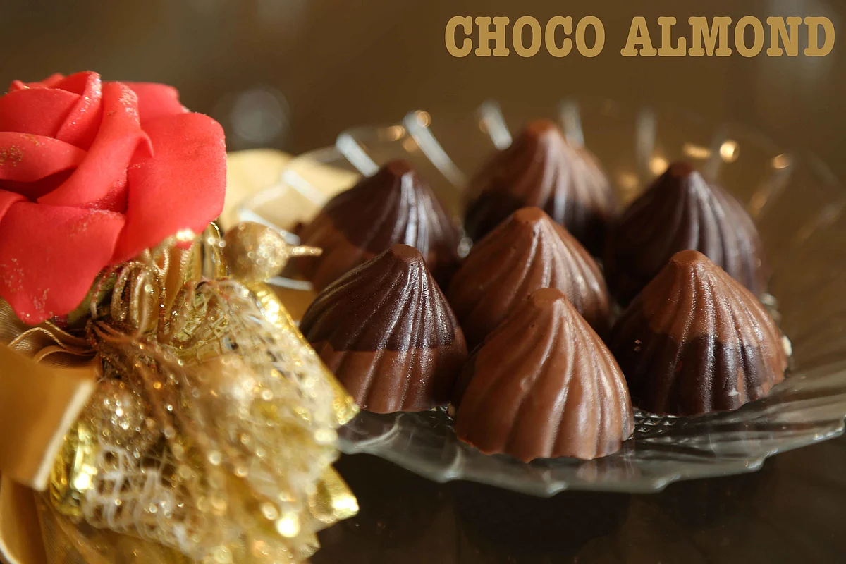 Choco-almond modaks by Neeru’s Cakes & Desserts (Photo: The Quint)