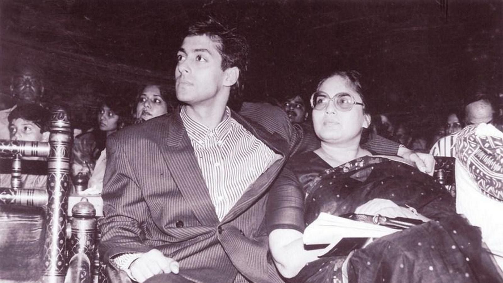 Salman with his mother Salma Khan (Photo: <a href="https://twitter.com/search?f=images&amp;vertical=default&amp;q=salman%20khan%20mom&amp;src=typd">Twitter/@IyanAmjad</a>)