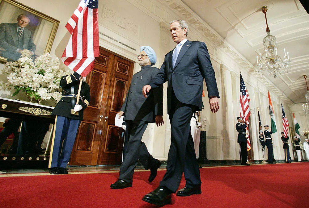 US President at the time of 9/11 attacks George Bush with the then Indian PM Manmohan Singh. (Photo: Reuters)
