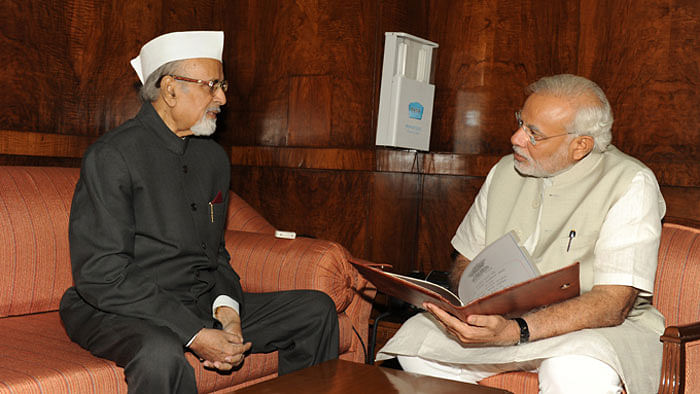 Syed Ahmed with PM Modi as Governor of Jharkhand on June 7, 2014. (Photo: <a href="http://www.narendramodi.in/good-wishes-and-a-great-start-to-fruitful-associations-6285">NarendraModi.in</a>)