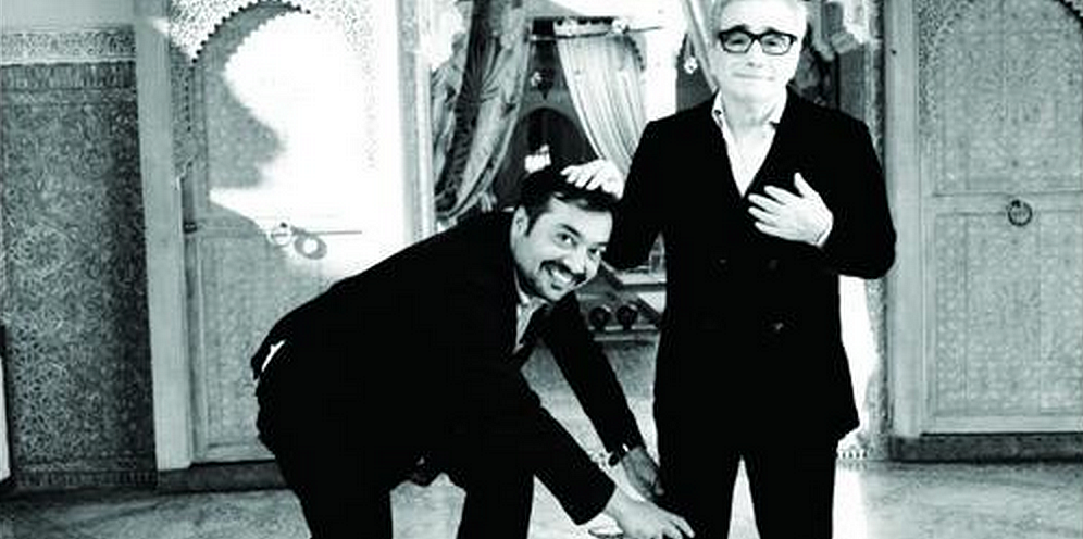 Anurag Kashyap bows down to his idol, director Martin Scorsese (Photo: Twitter/<a href="https://twitter.com/ListlyIndia/status/636400644824395776">@ListlyIndia</a>)