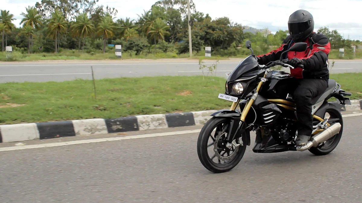 Mahindra Mojo. (Courtesy: <a href="https://www.motorscribes.com/">MotorScribes</a>)