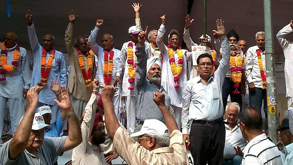 Veterans Sign Letter to PM in Blood, Seek Early Enactment of OROP