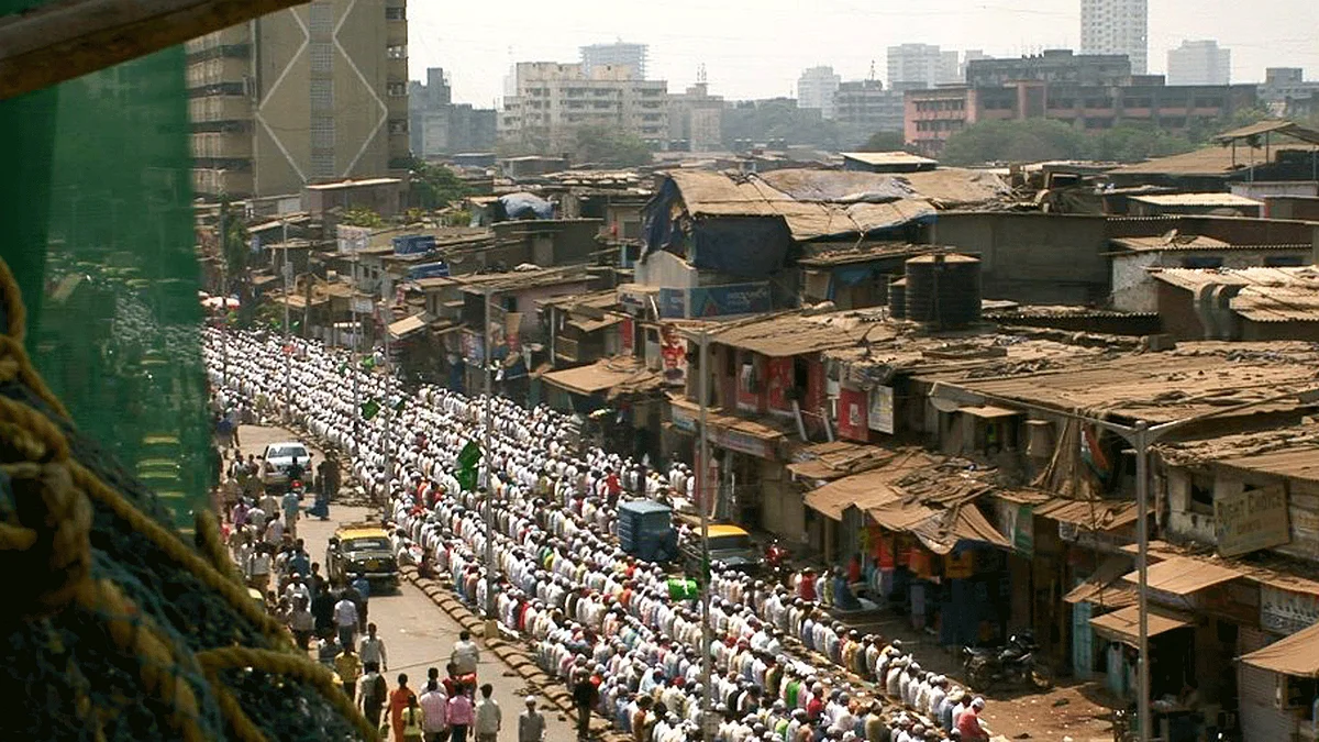The famous Dharavi slum of Mumbai. 