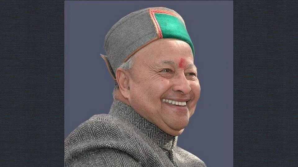File photo of Himachal CM Virbhadra Singh. (Photo: <a href="https://twitter.com/virbhadrasingh">Twitter/@VirbhadraSingh</a>)