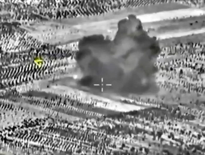 At least 39 civilians, 14 fighters killed since start of Russian air strikes, four days ago.