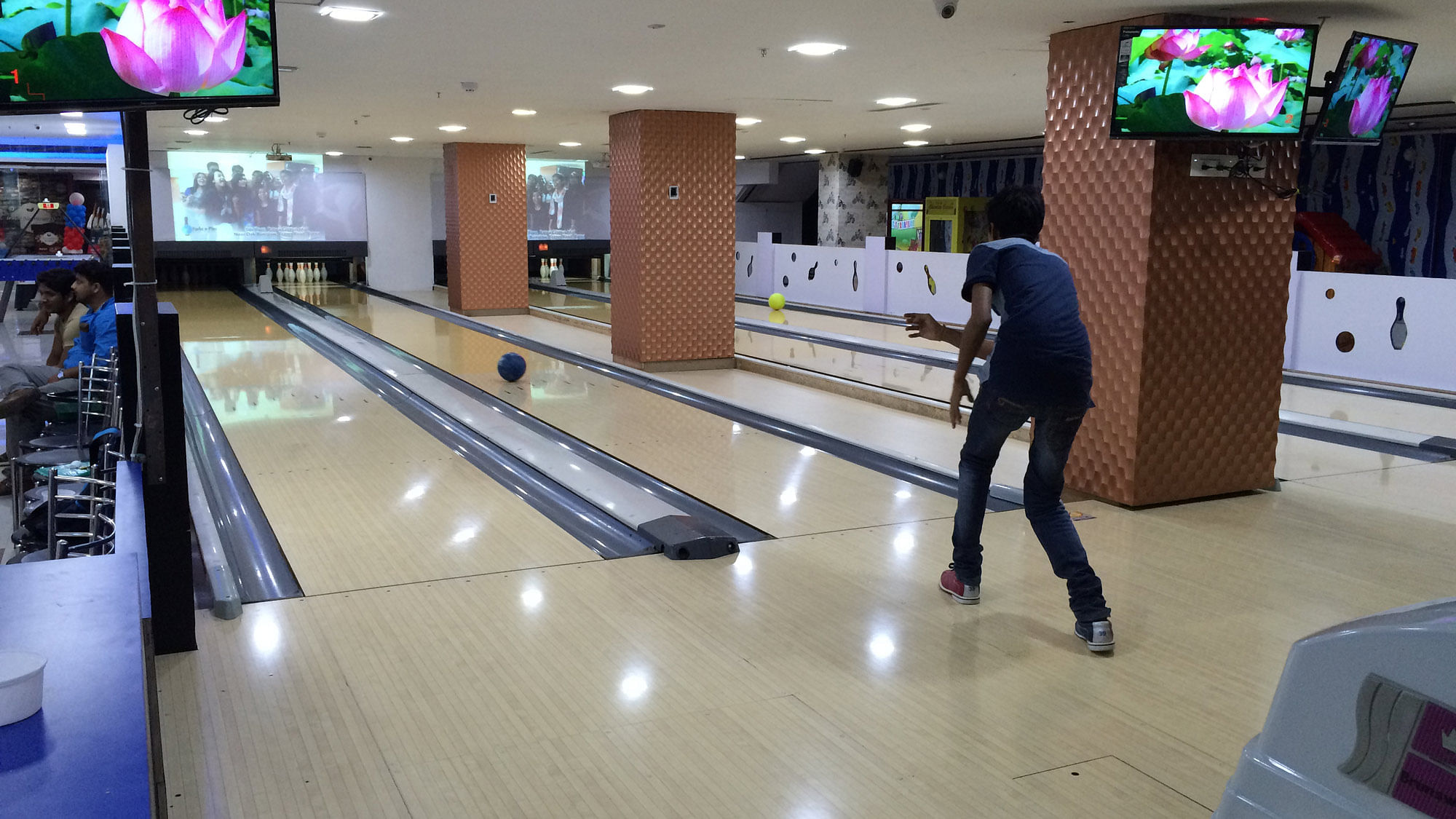 Kislay Khan and Chayan Kunder run Forks n Pins, a bowling alley where young people can hang out and be safe. (Photo: <b>The Quint</b>)
