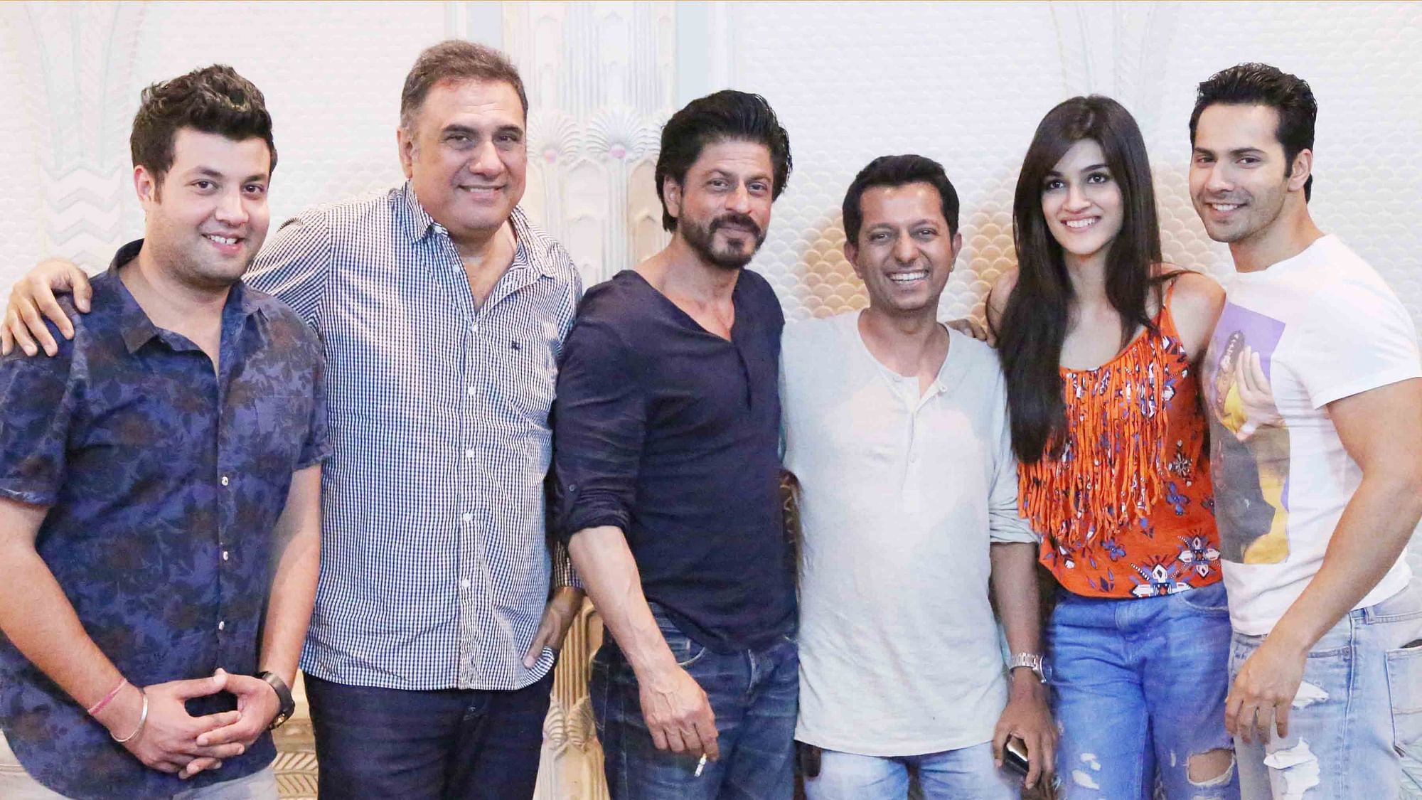 Rohit Khilnani with Team <i>Dilwale</i> (Photo courtesy: Red Chillies) 