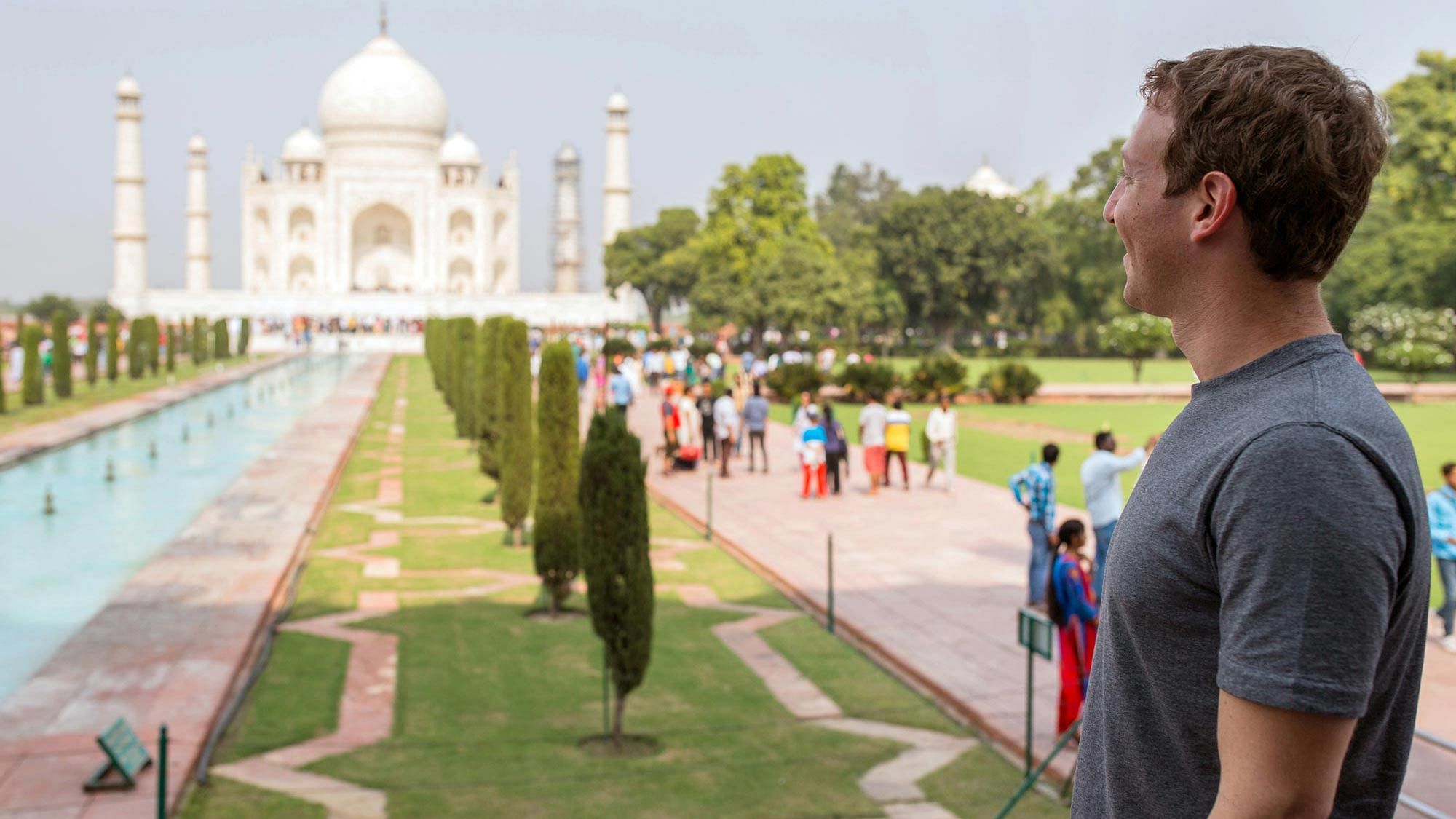 Mark Zuckerberg is in India for his Townhall Q&amp;A  and decided to visit the Taj Mahal. (Photo: Facebook)